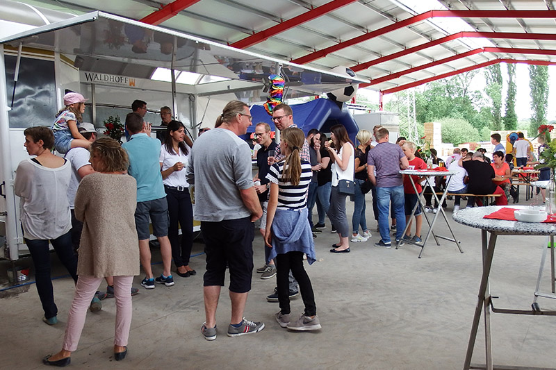 E.L.F-Sommerfest bei strahlendem Sonnenschein