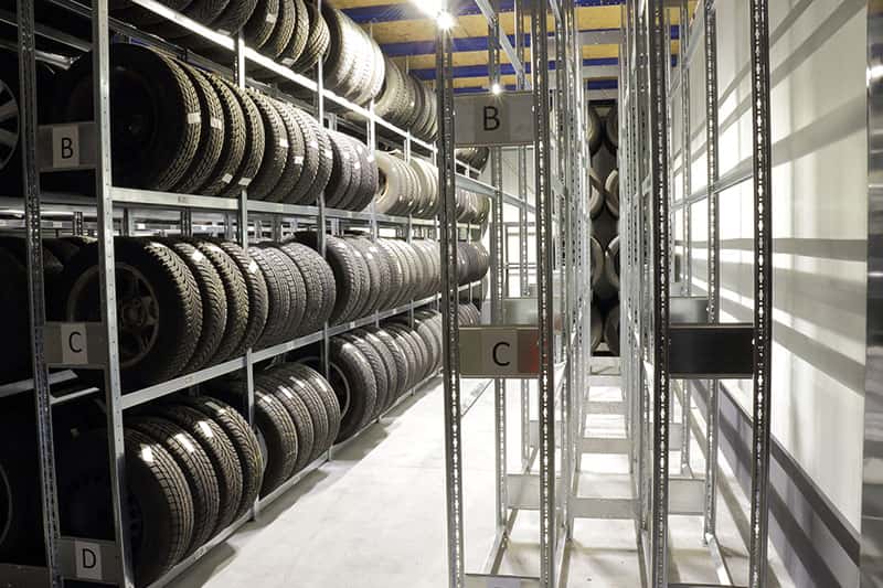 Lagerhalle für Kfz Betriebe mit Stahlkonstruktion - Effiziente Kfz Hallen