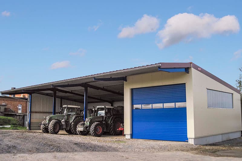 Maschinenhallen und Fahrzeughalle für Agrarhandel - Praktische Hallen für Agrarunternehmen