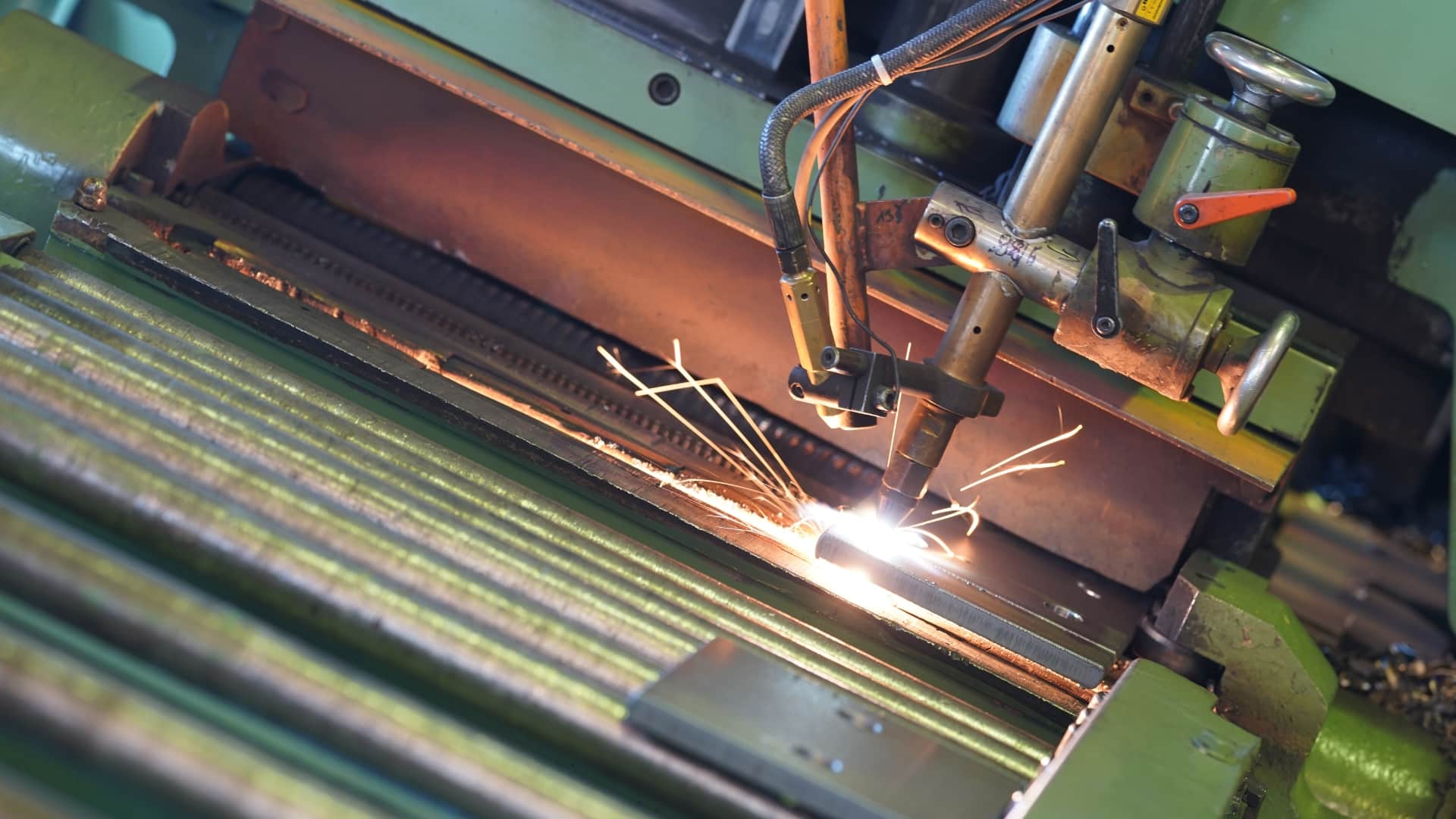 Zur Verstärkung unseres Teams in unserer Produktion in Holzminden suchen wir zum nächstmöglichen Zeitpunkt einen Maschinen- und Anlagenführer (m/w/d)